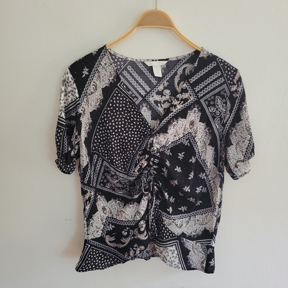 H M Ruched Cinch Top 12 Patchwork Short Sleeve V Neck Cottage Fairy Whimsigoth